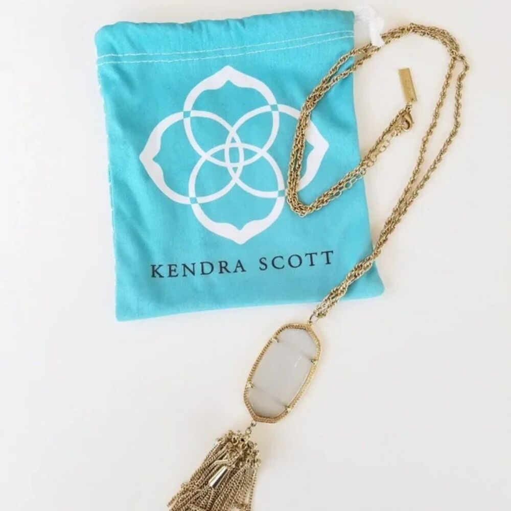 NWOT Kendra Scott Rayne Mother of Pearl Gold Tassel Pendant Necklace - Picture 3 of 16